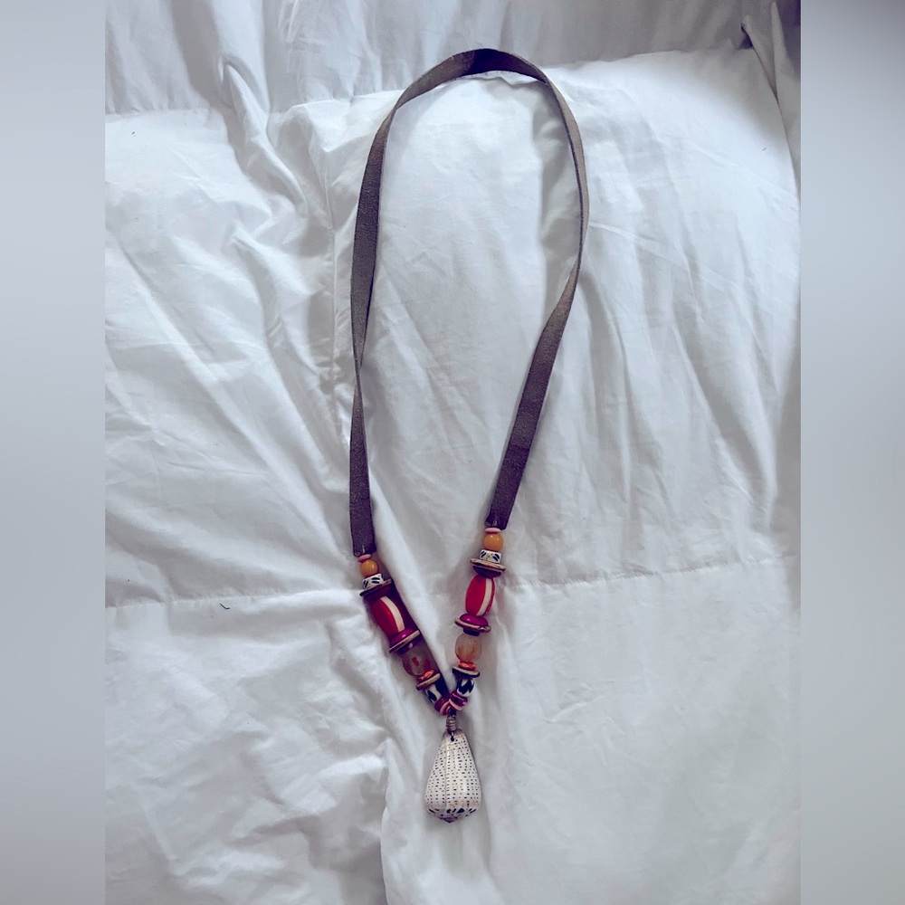 Long Twine and Twig Shell Necklace with beads